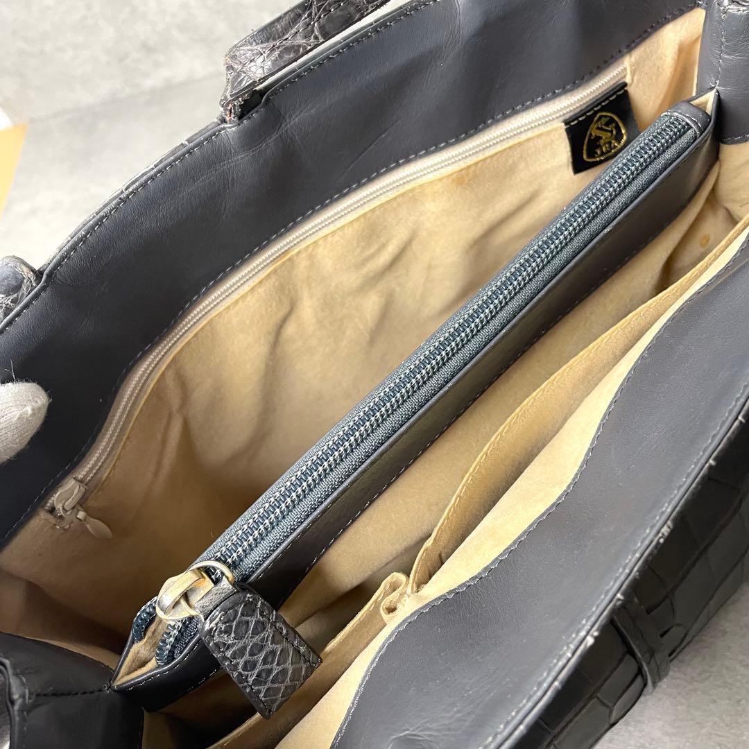 極希少 JRAクロコダイル マット トートバッグ センター取り グレー