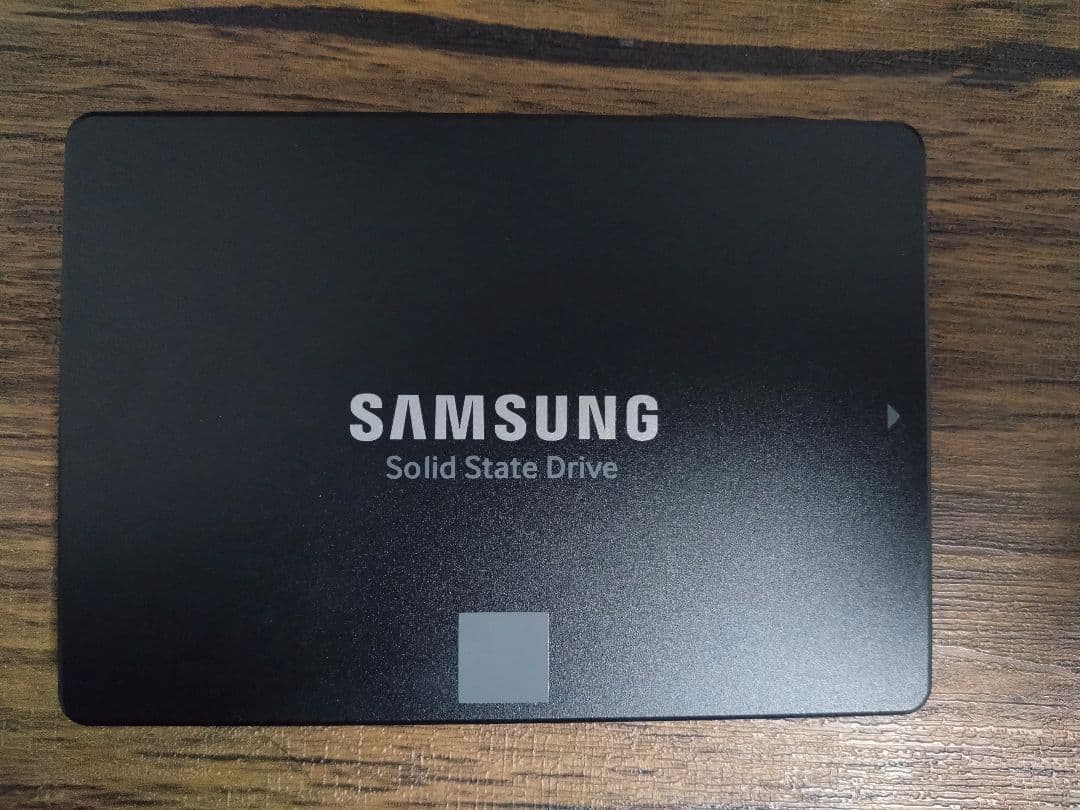 Samsung 860 EVO 1TB SATA 2.5インチ 内蔵 SSD