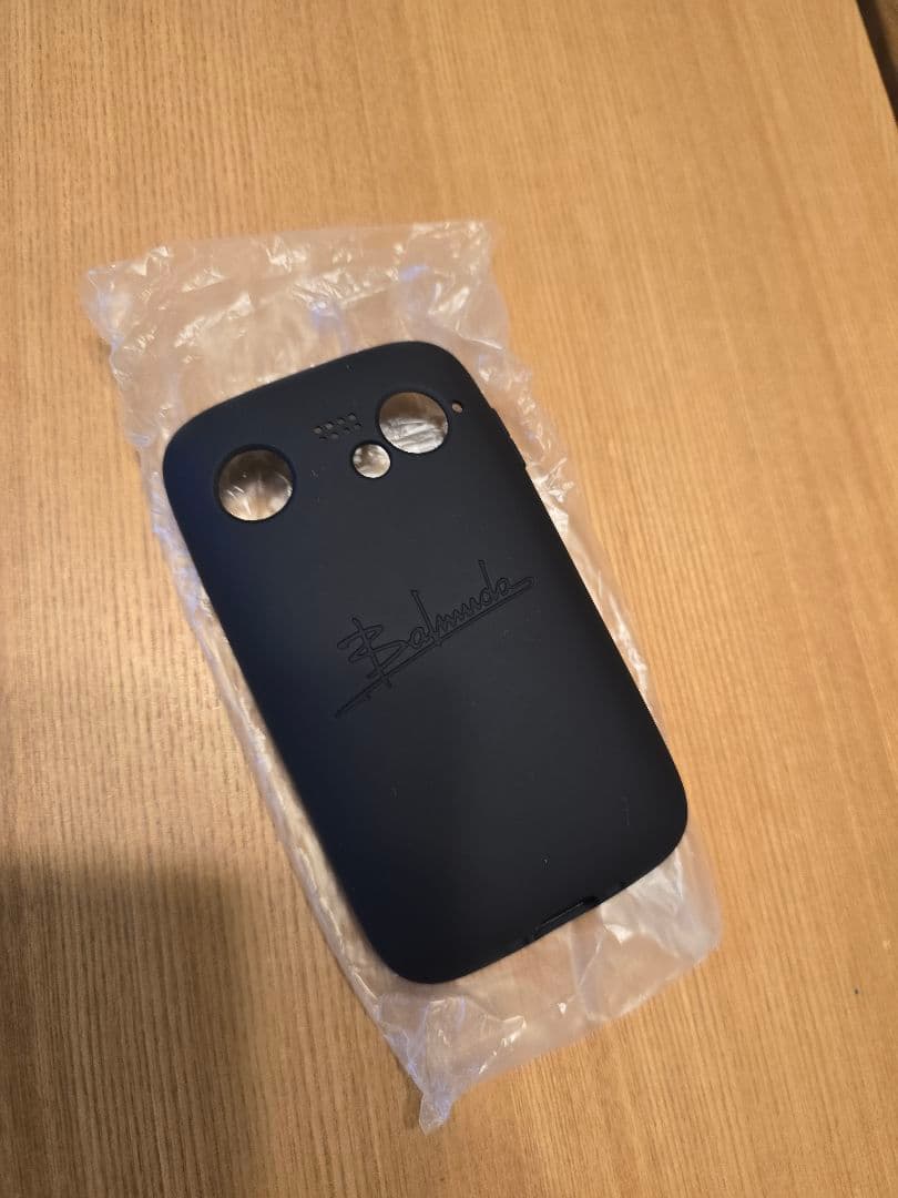 スマートフォン本体 BALMUDA Phone