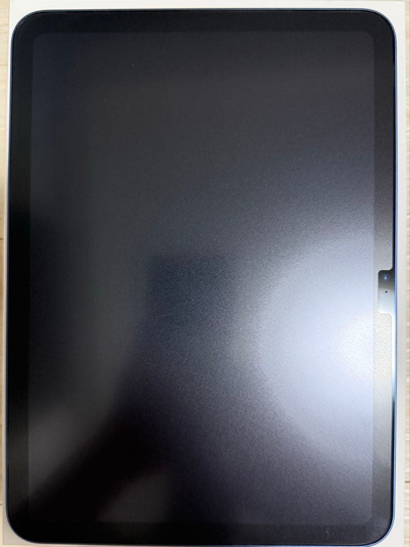 【極美品】iPad（第10世代） 64GB ブルー　保護フィルム