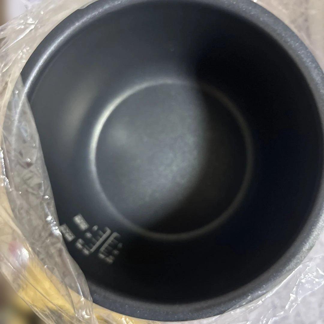 siroca 電気圧力鍋 SP-D131ホワイト18年製未使用品