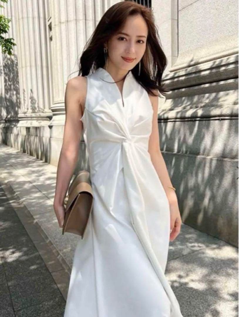 【新品】ánuans アニュアンス　ツイストギャザーワンピース　2025