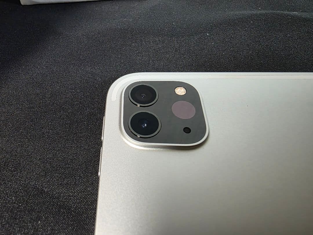 iPadPro 11インチ 第4世代 128GB WiFi シルバー 本体のみ