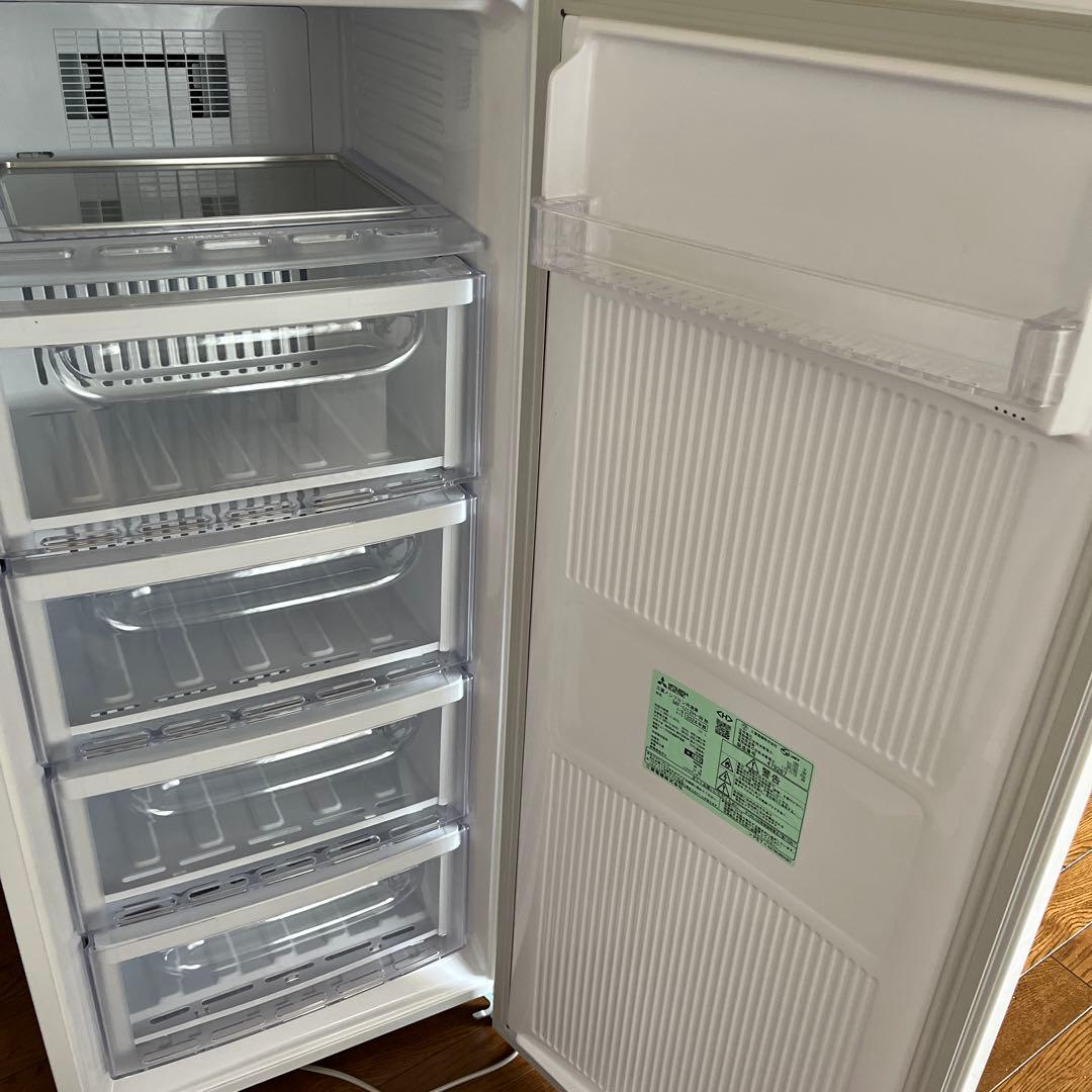 MITSUBISHI MF-U12H-W 冷凍庫 2024年製