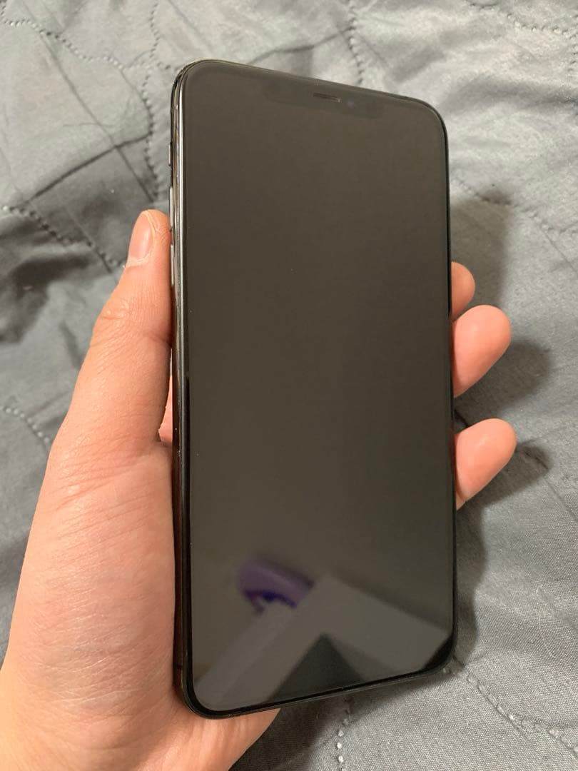 iPhone 11 Pro Max 256GB SIMフリー バッテリー100%