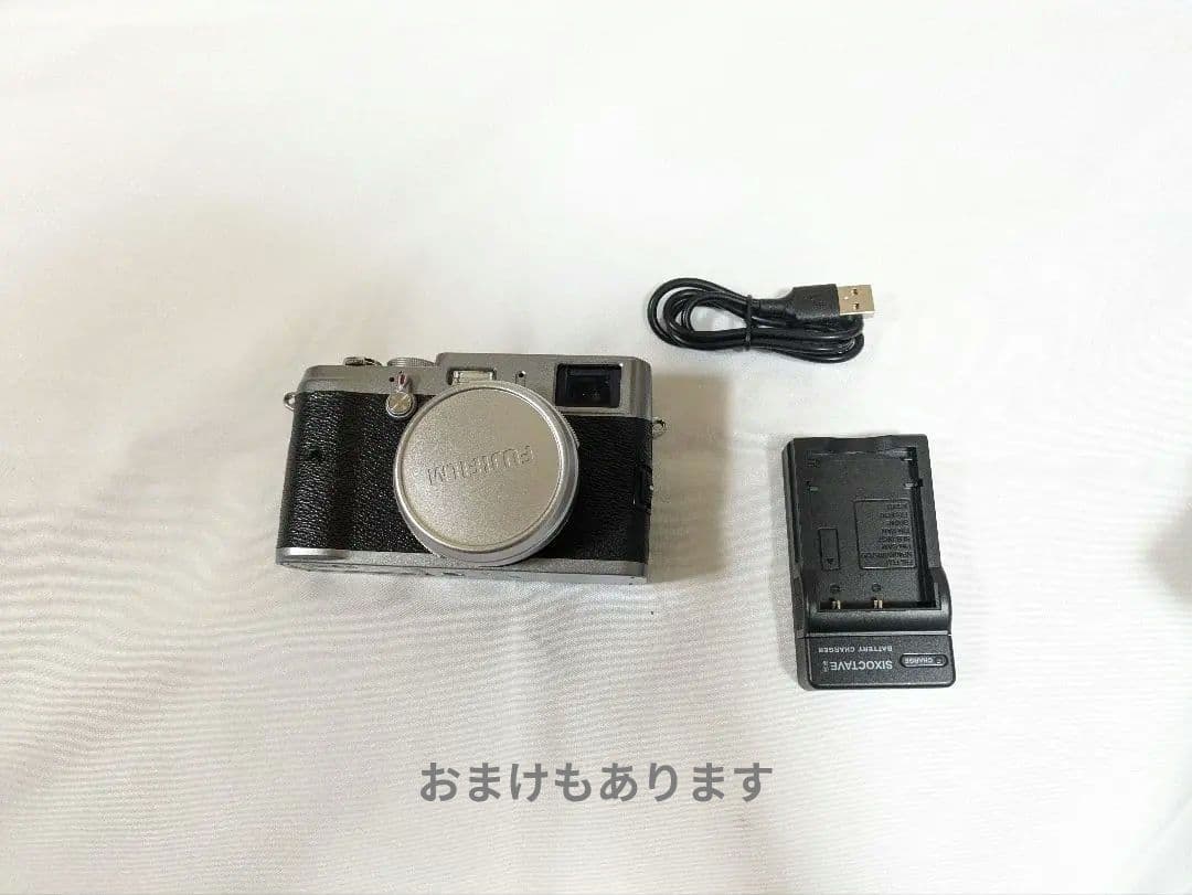 FUJIFILM X100 富士フイルム コンタクトデジタルカメラ おまけ付