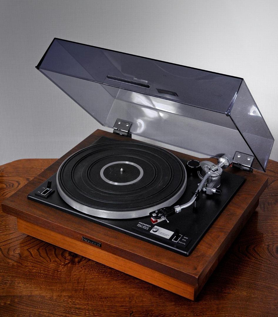 ★ PIONEER STEREO RECORD PLAYER PL-25E