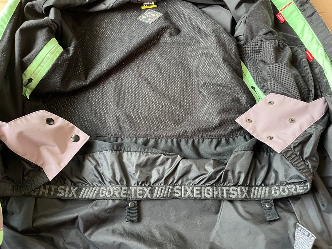 686 ゴアテックス　スノーボードウェア (女性用) M