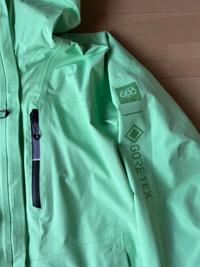 686 ゴアテックス　スノーボードウェア (女性用) M