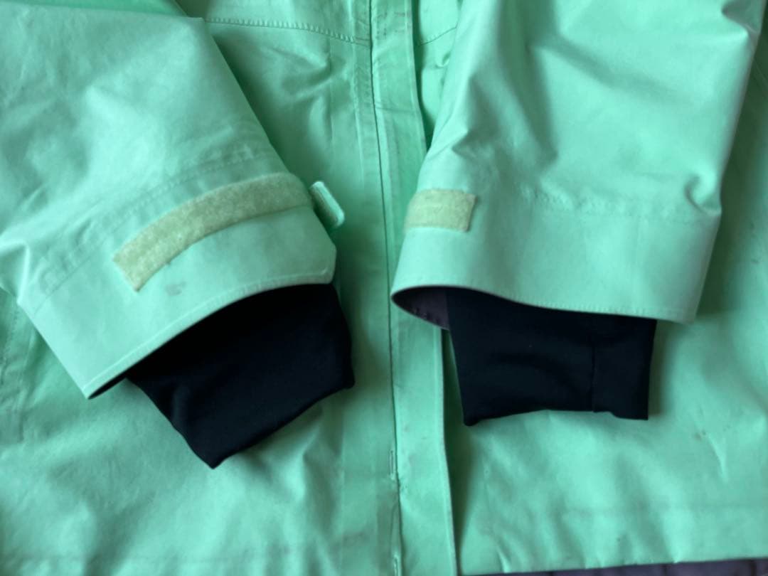 686 ゴアテックス　スノーボードウェア (女性用) M