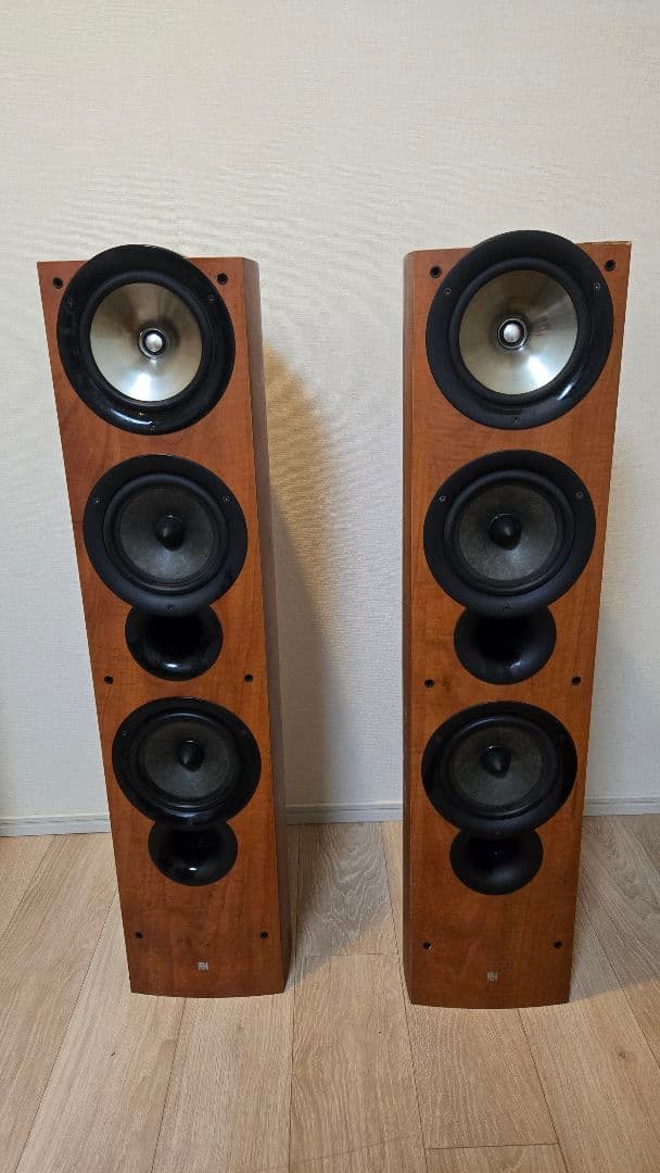 ■佐藤■KEF iQ9 トールボーイ　スピーカー　ペア