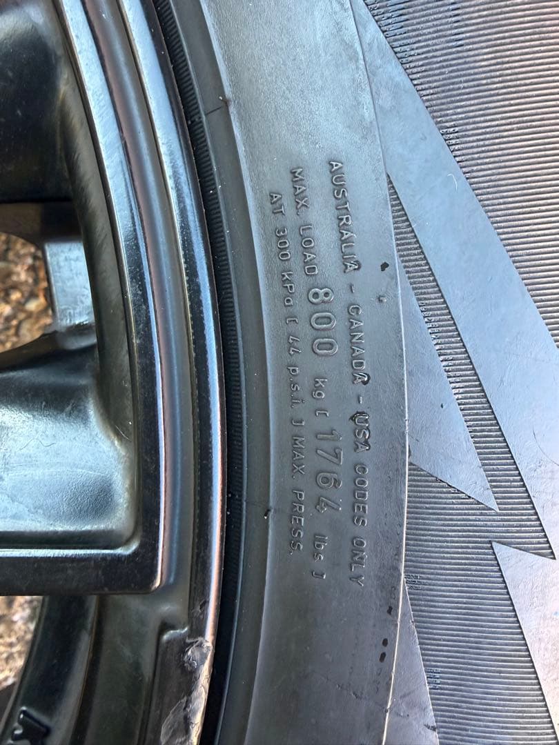  Pirelli スタッドレスタイヤセット 225/60 R18