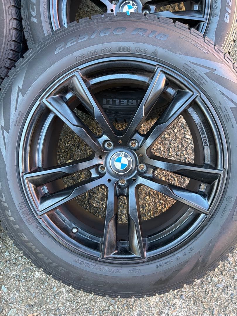  Pirelli スタッドレスタイヤセット 225/60 R18