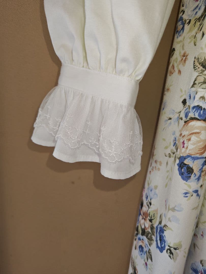 Victrian maiden　アンシエントロココブーケローゼンドレス