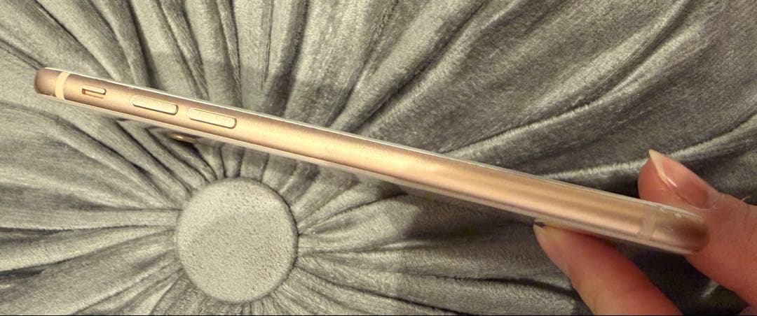 Apple iPhone 8 ゴールド 本体