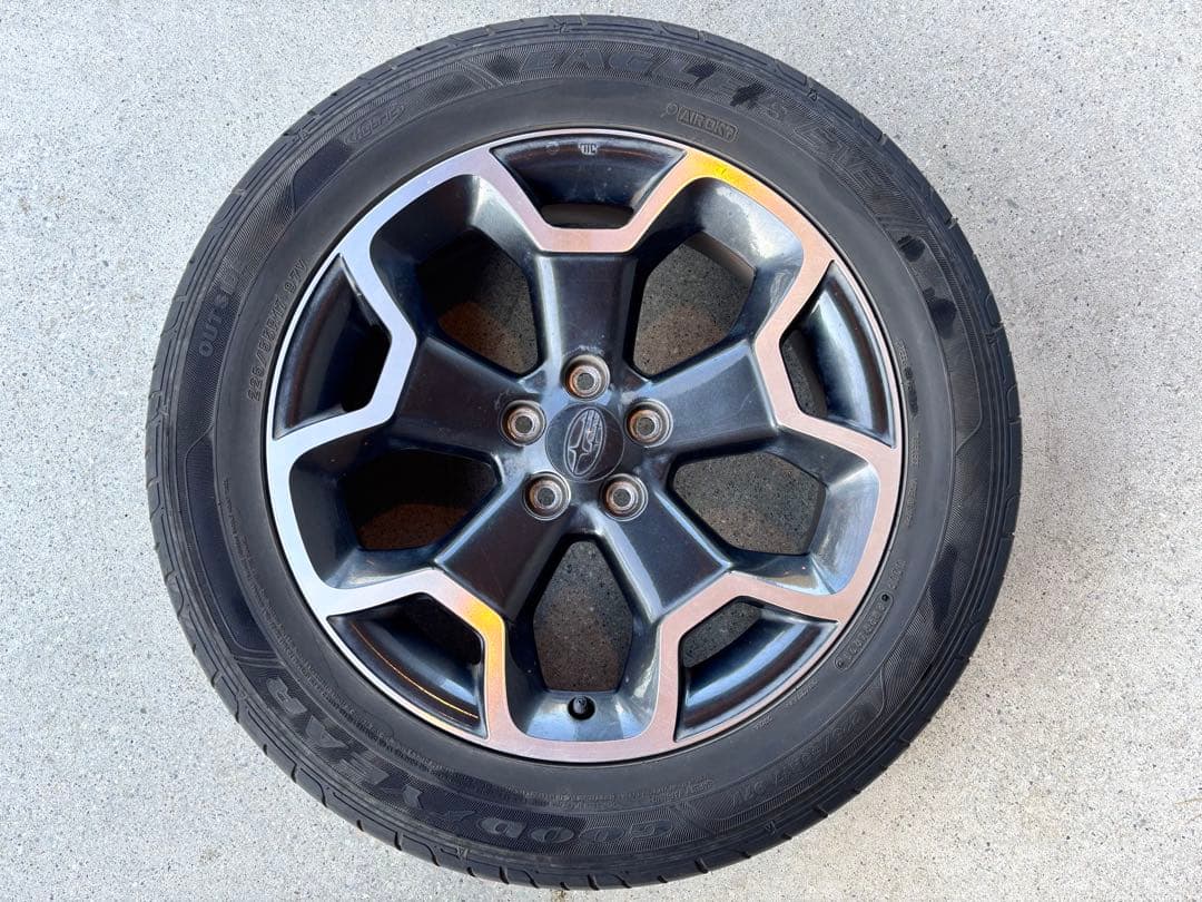 スバル・XV純正17インチ 225/55R17 4本セット