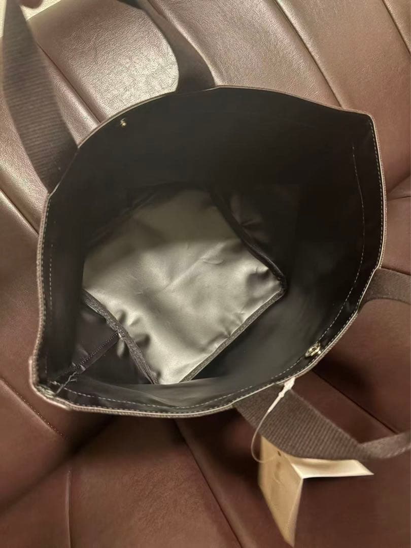 ひ*ん様 エルベシャプリエ 707c ブラック舟形 トートバッグ Mサイズ　A4