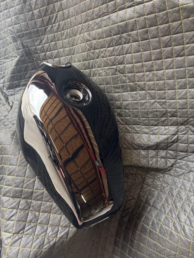 ゼファー400/x タンク　塗装後未使用❗️