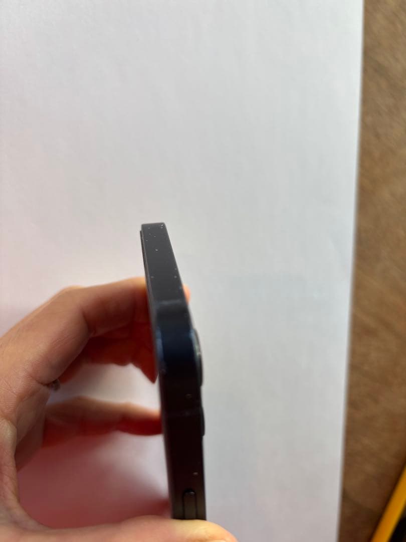 iPhone 12 ブラック 本体のみ 少々傷あり 動作確認済み