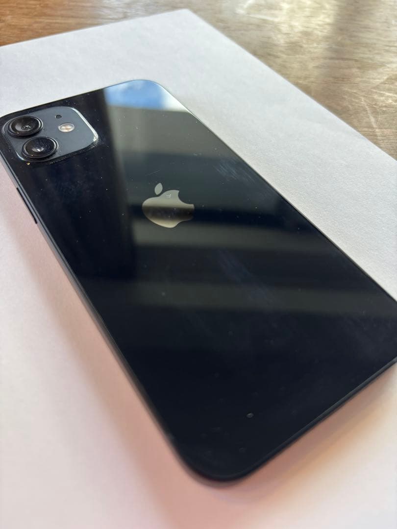 iPhone 12 ブラック 本体のみ 少々傷あり 動作確認済み