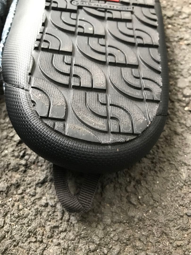 Bandana ThermoBall Traction Mule 匿名配送