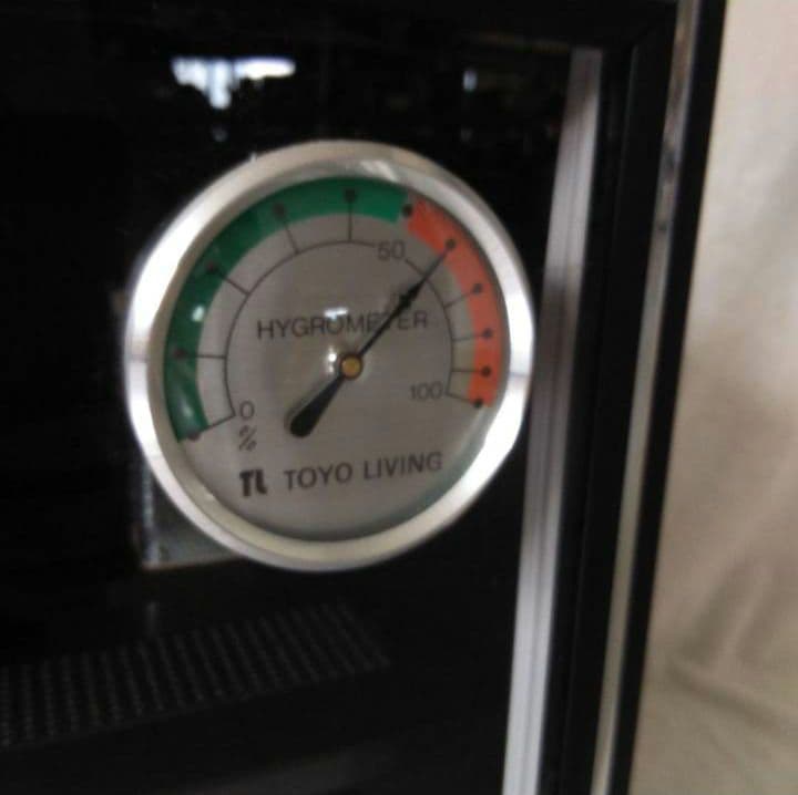 トーヨーリビング　精密機器保管用庫　ドライキャビ　ED-55型　オートドライ