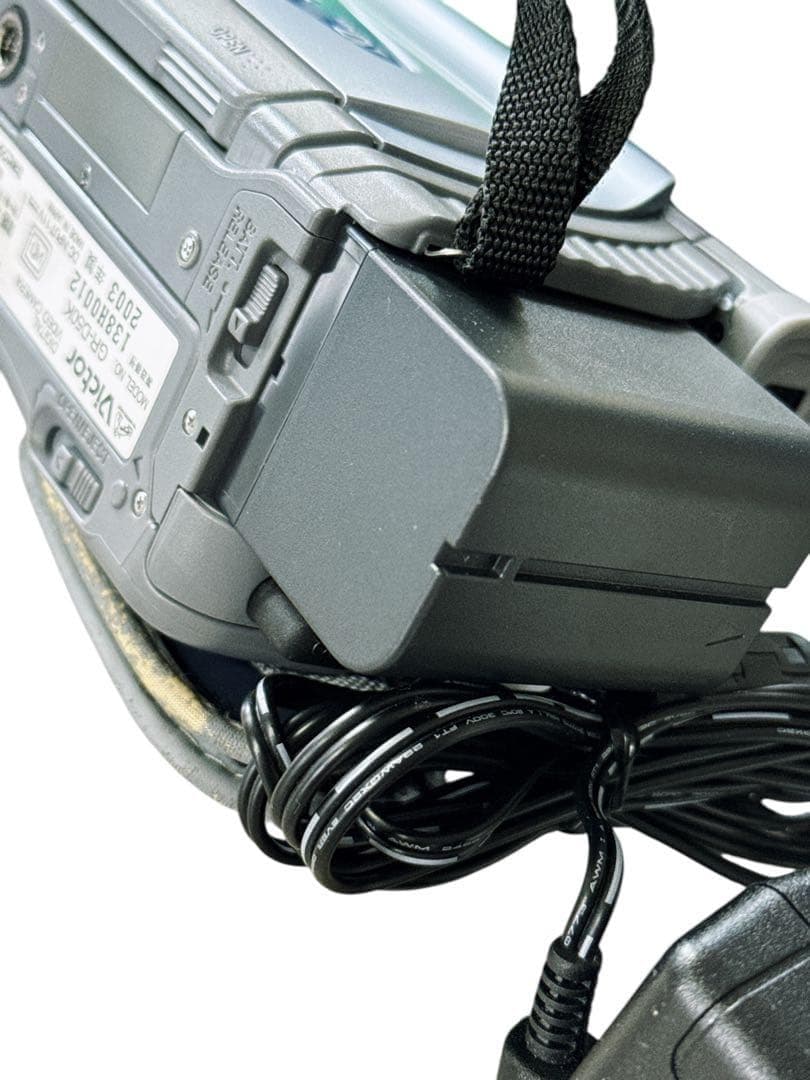 【美品】Victor デジタルビデオカメラ GR-D50K 200倍 動作品