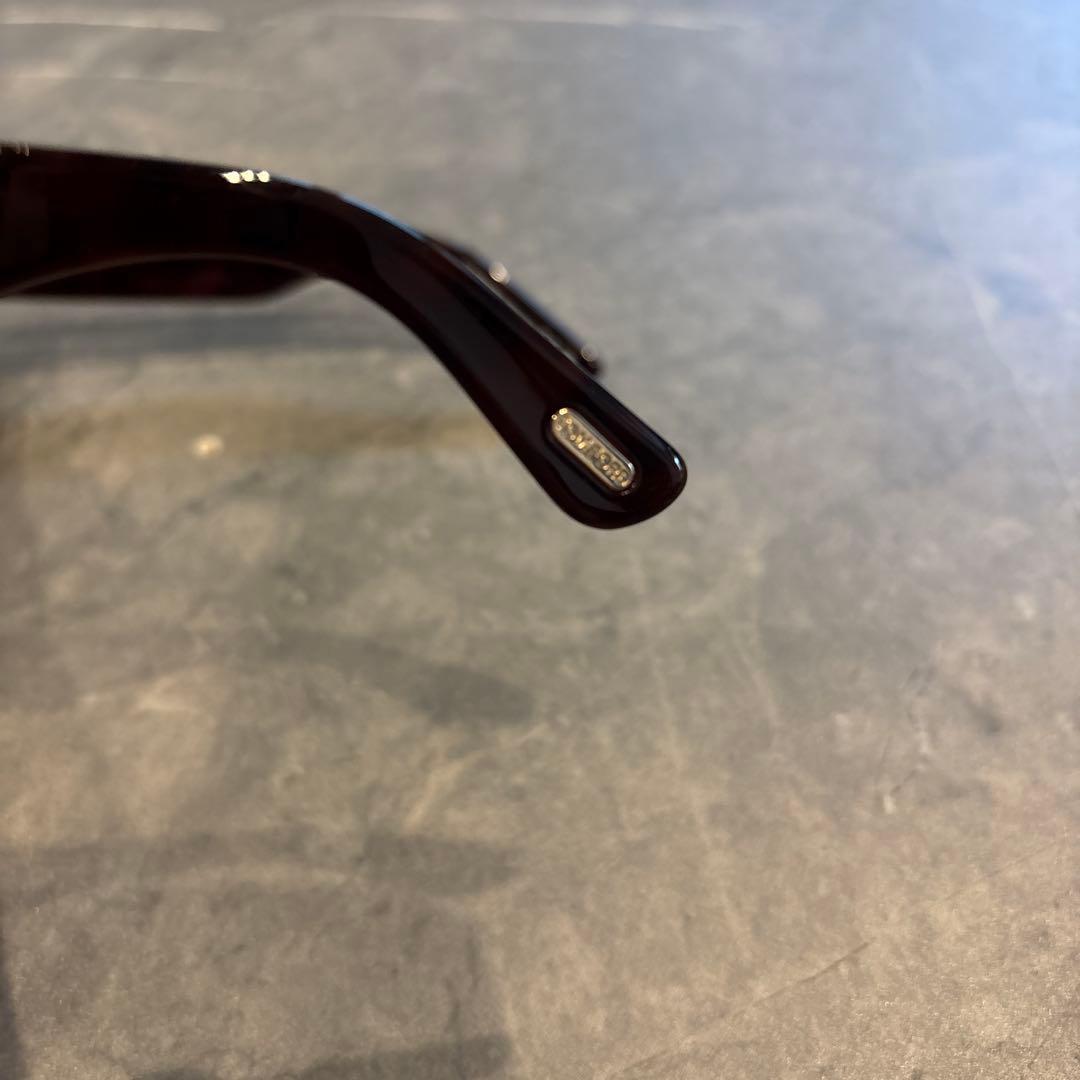 早い者勝ち　半額以下スタート　トムフォードサングラス　FT1073 48F 54