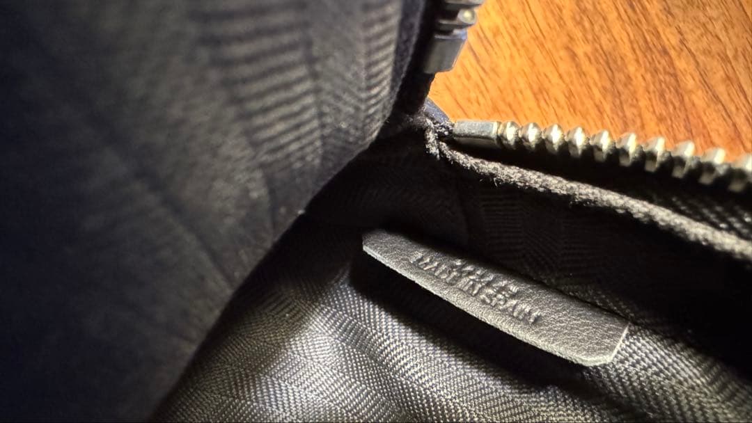 LOEWE ショルダーバッグ カメラバッグ ソフトグレインカーフ ロゴ ブラック