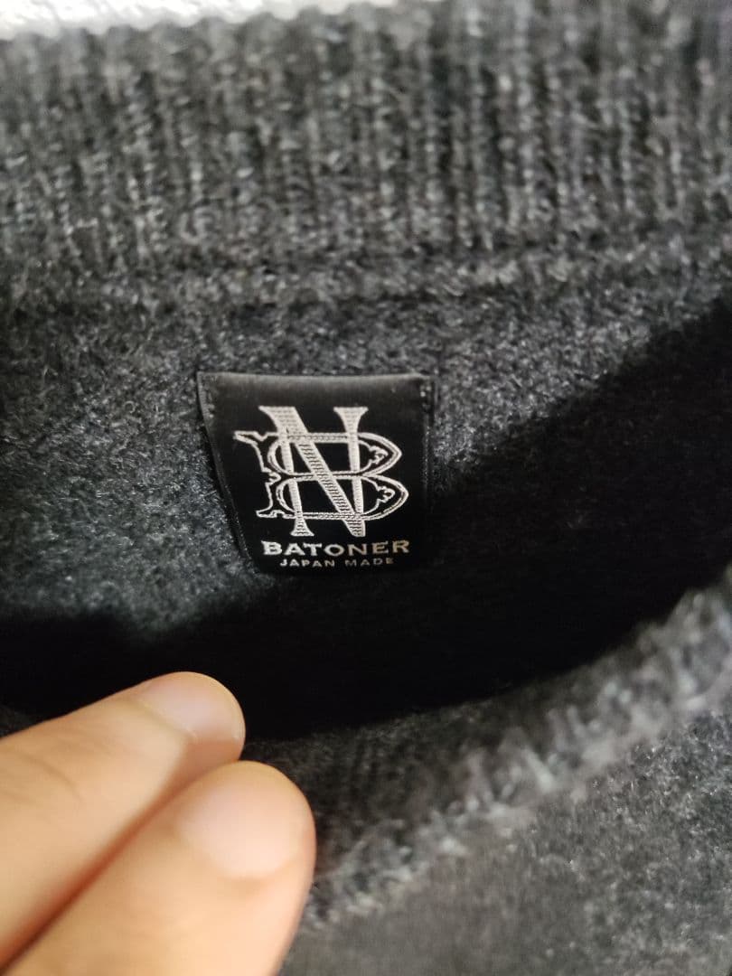 【2】BATONER INNOCENT CASHMERE CREW NECK