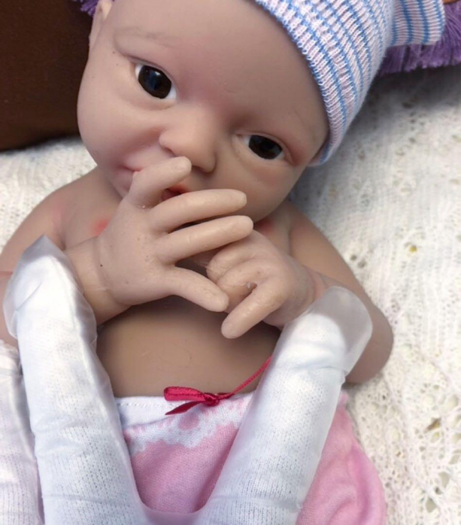 専用　マシュマロシリコン　全身シリコン　グラスアイ　リボーンドール