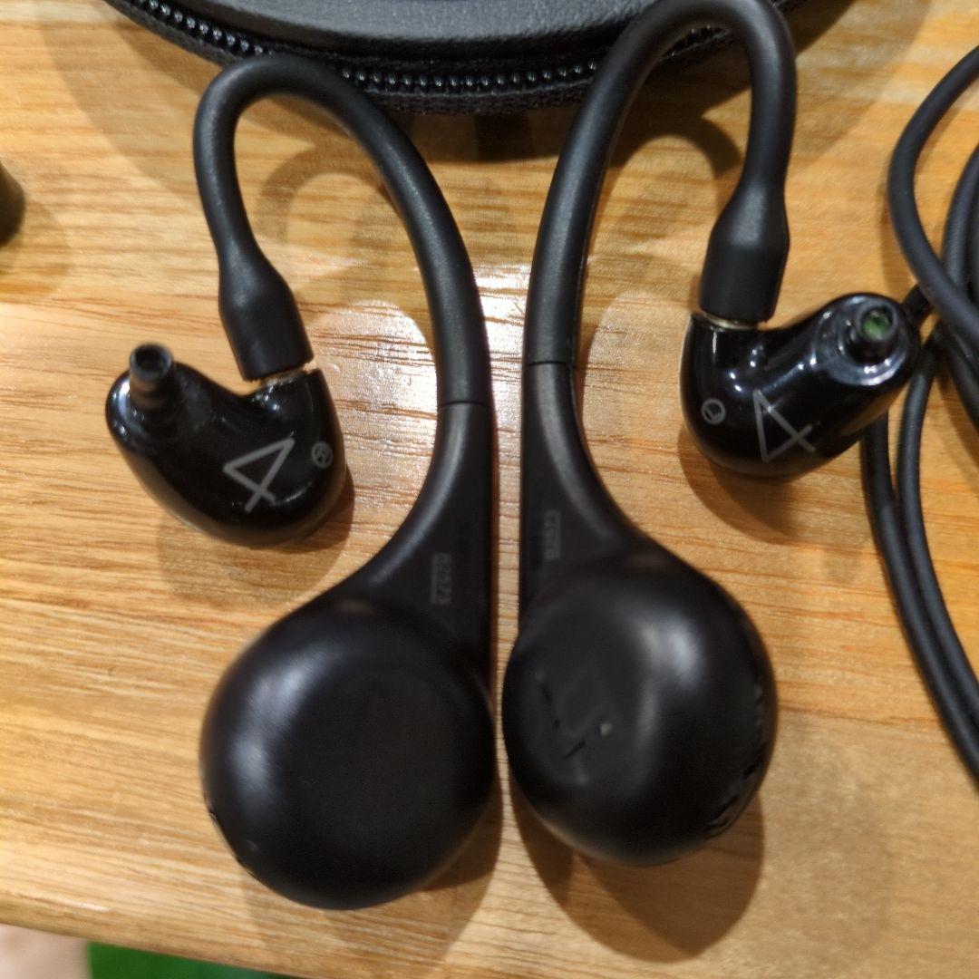 SHURE AONIC4 ＋TW2 ＋ イヤーピース　セット