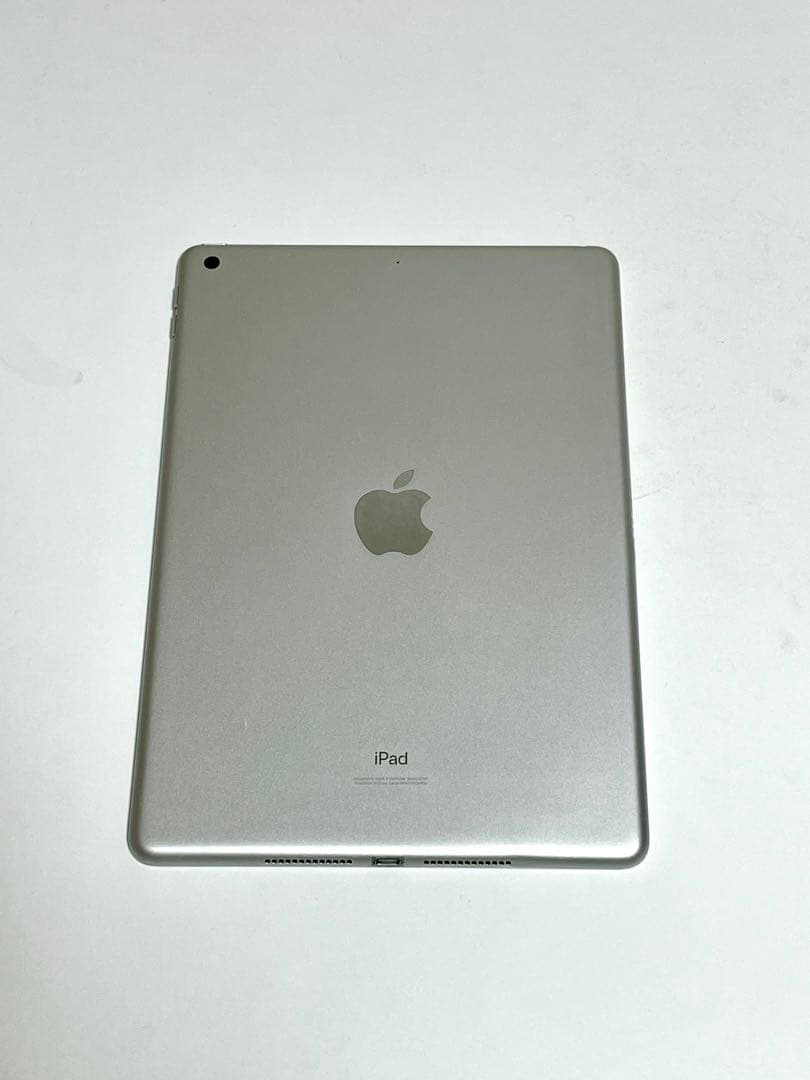 Apple iPad シルバー 本体 + Apple Pencil