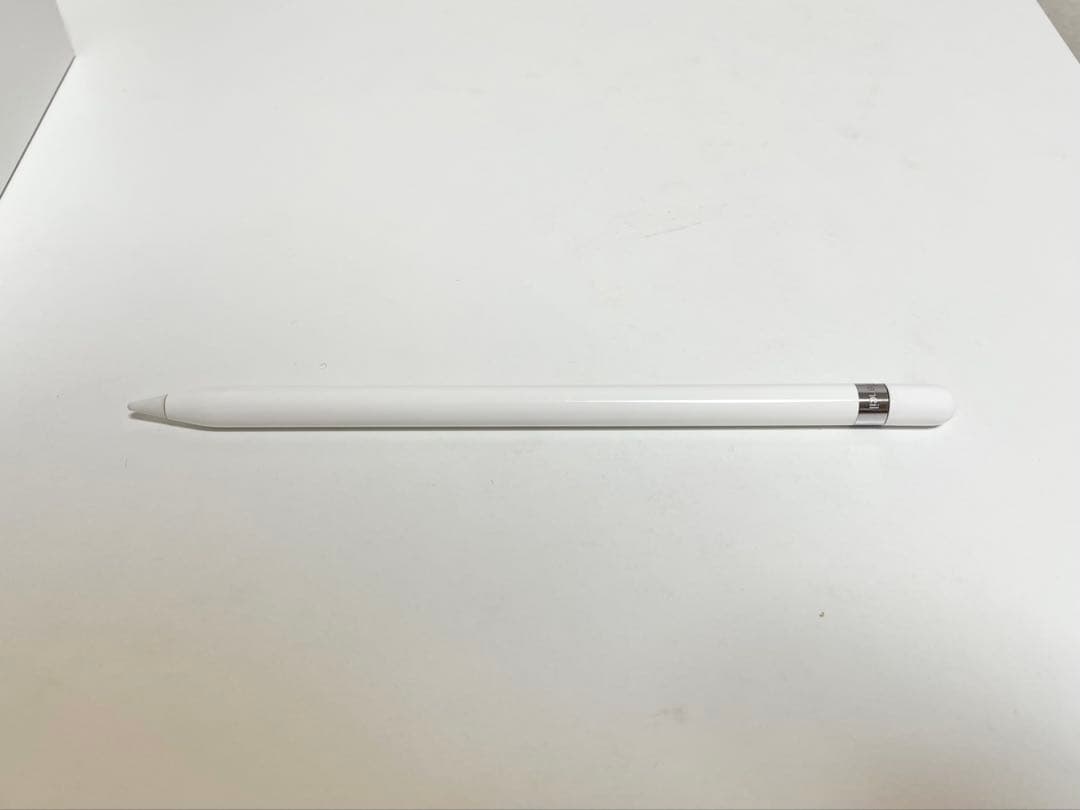 Apple iPad シルバー 本体 + Apple Pencil