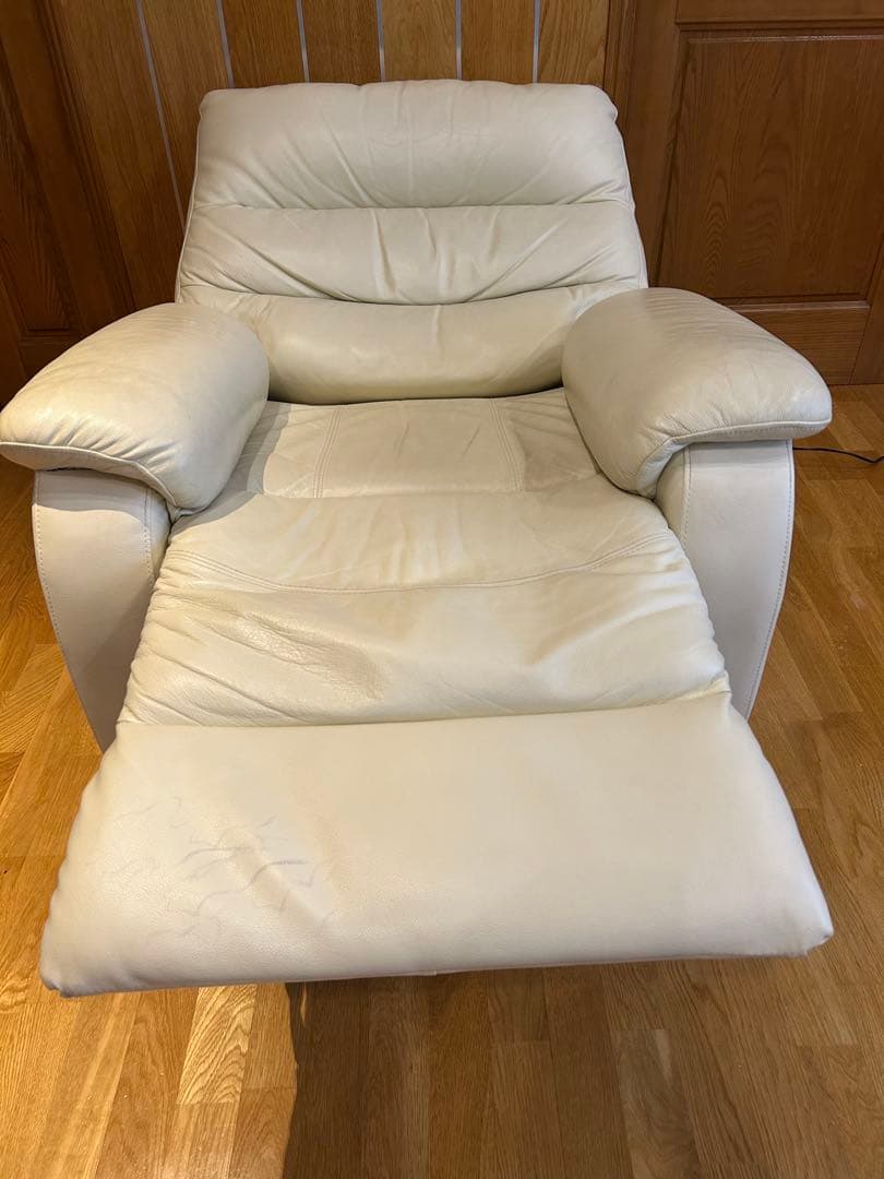 【週末お値下げ】ニトリ　電動リクライニングソファ　一人用