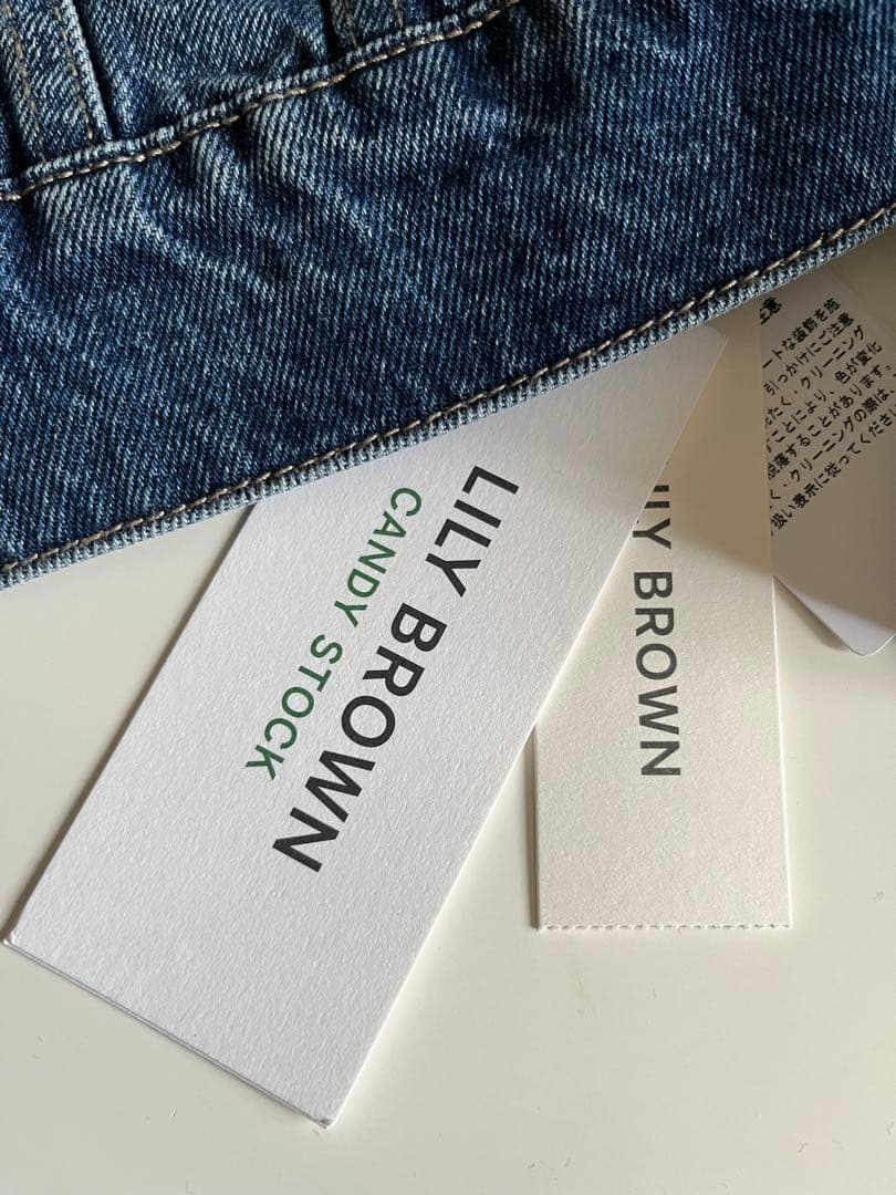 新品タグ付！リリーブラウン★ビジュー付デニムジャケット★gジャンスナイデル