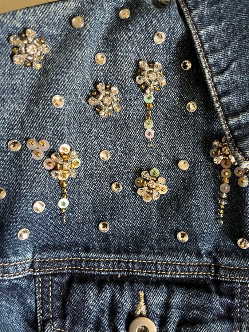 新品タグ付！リリーブラウン★ビジュー付デニムジャケット★gジャンスナイデル