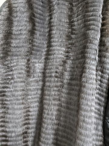 A976　未使用保管品　フォックス　ロシアリス　シルク　ライナーコート　毛皮