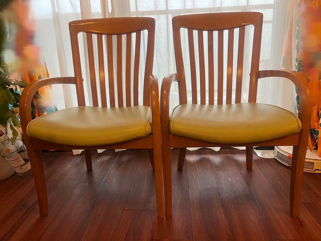 カリモク　ダイニングチェア2脚セット