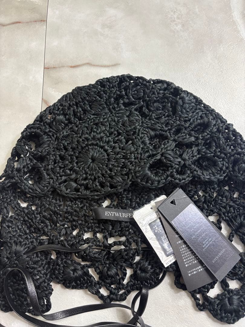 未使用　entwurfein レザー　帽子　レザー　ブラック　定価63800円