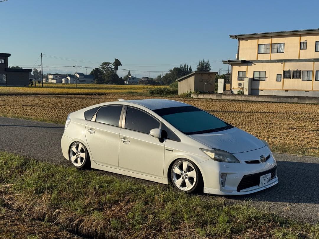 30 プリウス 車高調　訳あり　説明読んでください！