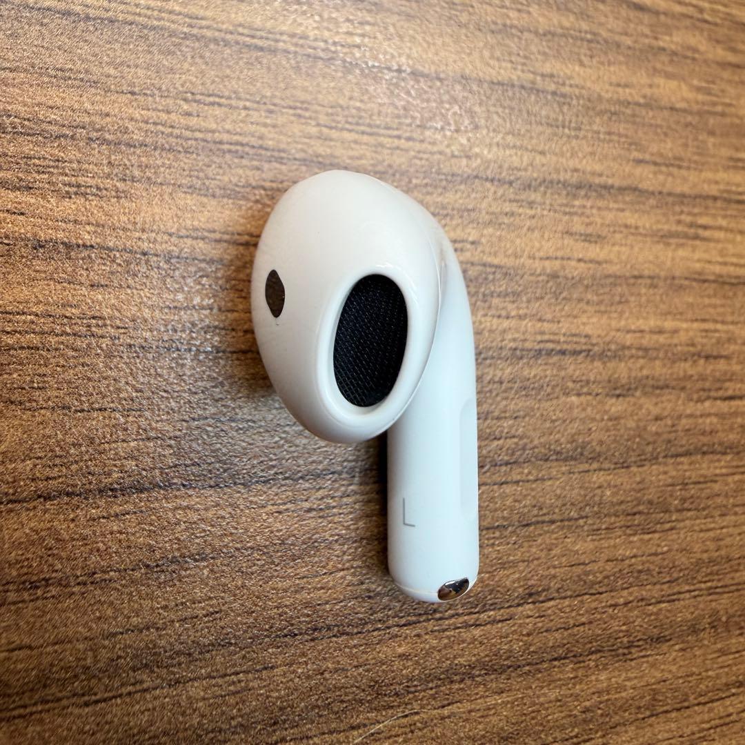 【美品】AirPods 4ノイキャン無し 本体【箱無し】