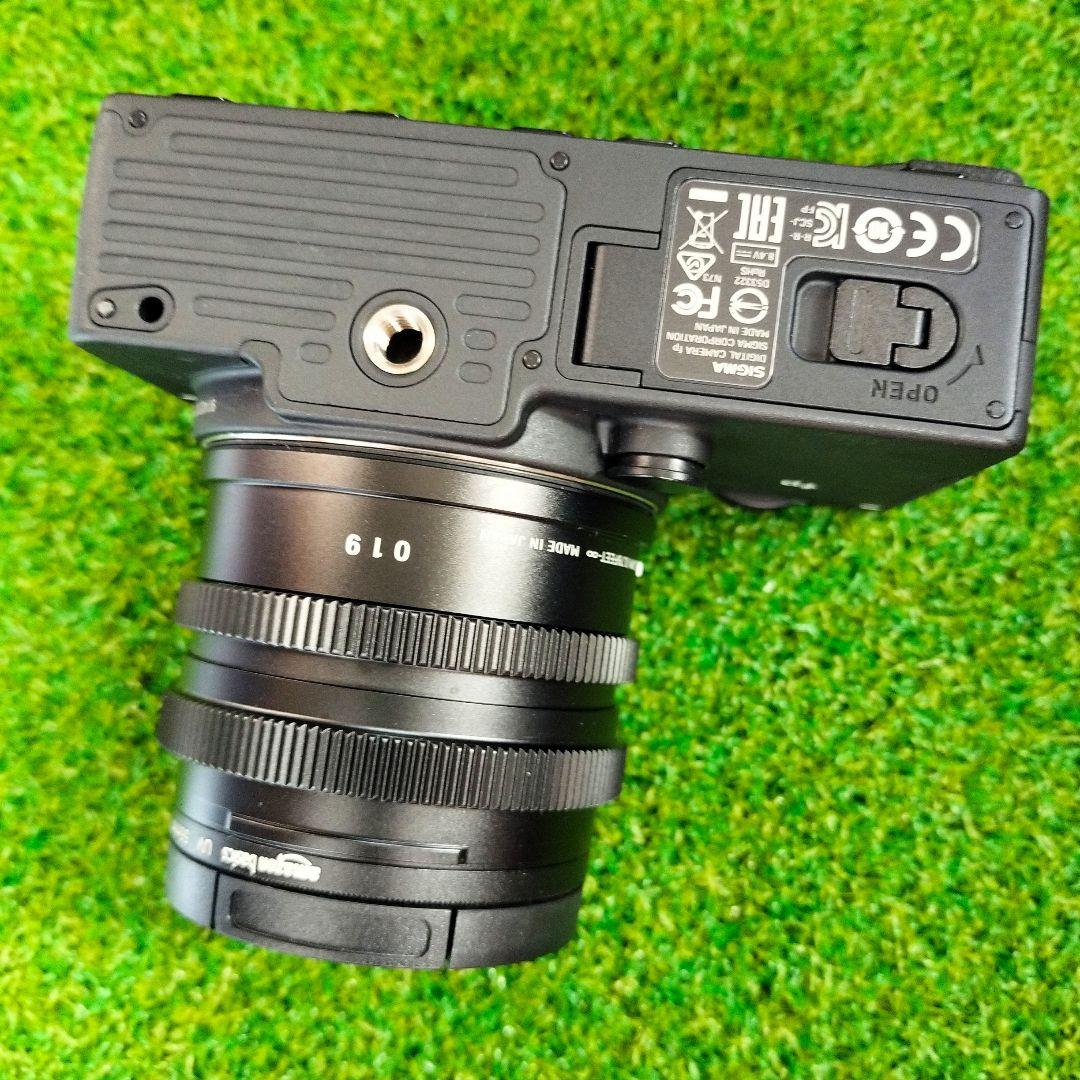 2025年8月購入 SIGMA fp 45mm F2.8 レンズキット