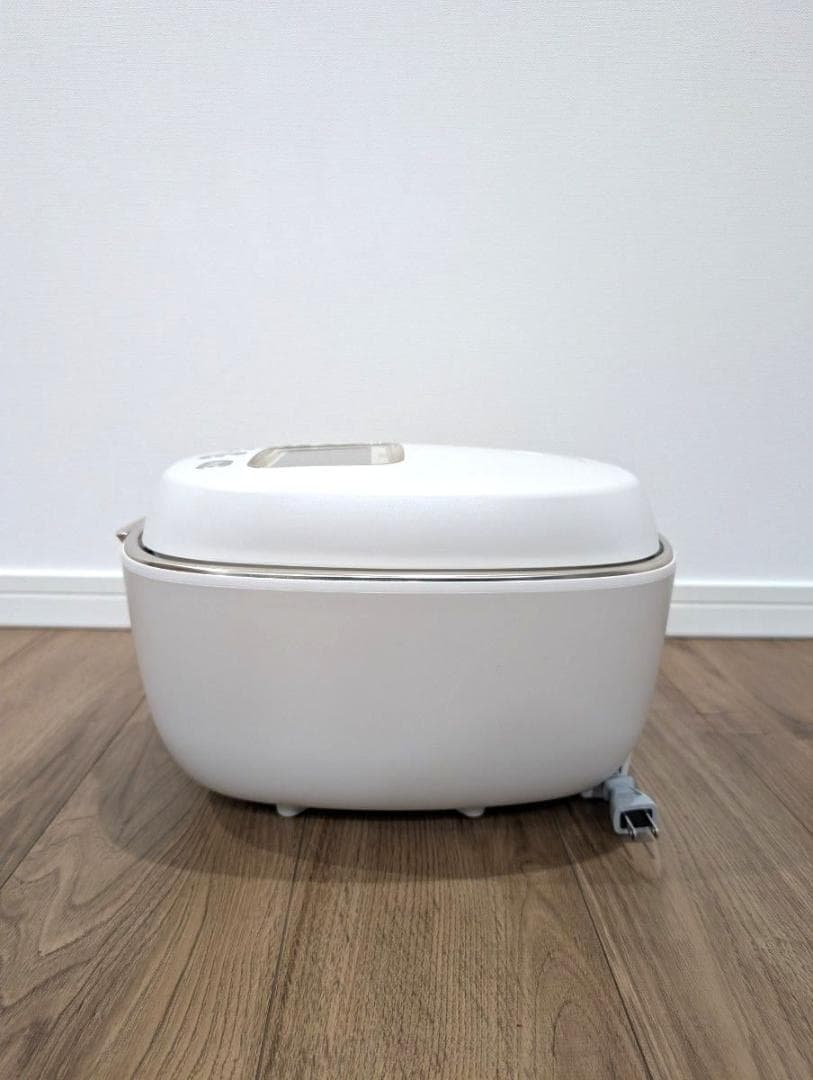 【良品】TIGER タイガー 土鍋圧力IHジャー炊飯器　JPL-G100