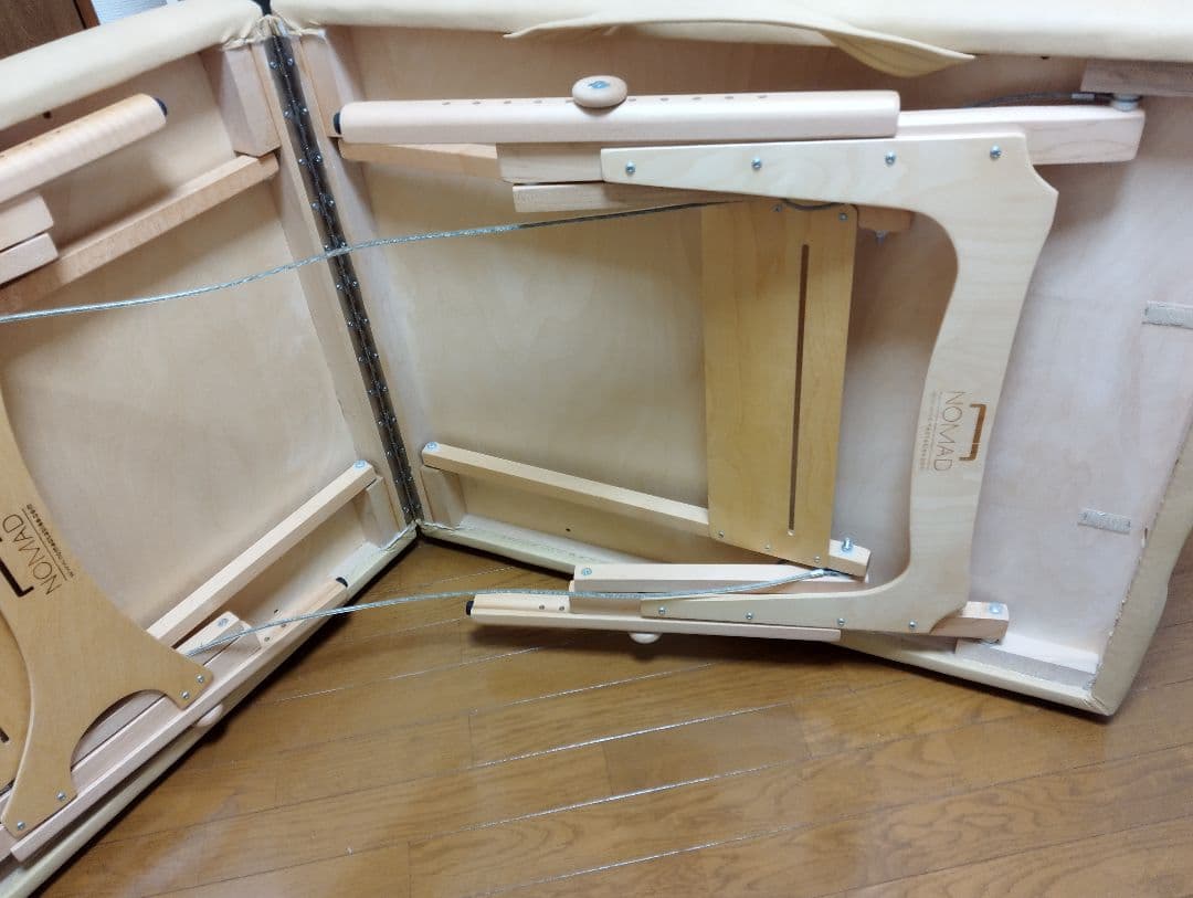 ノマドマッサージベッド