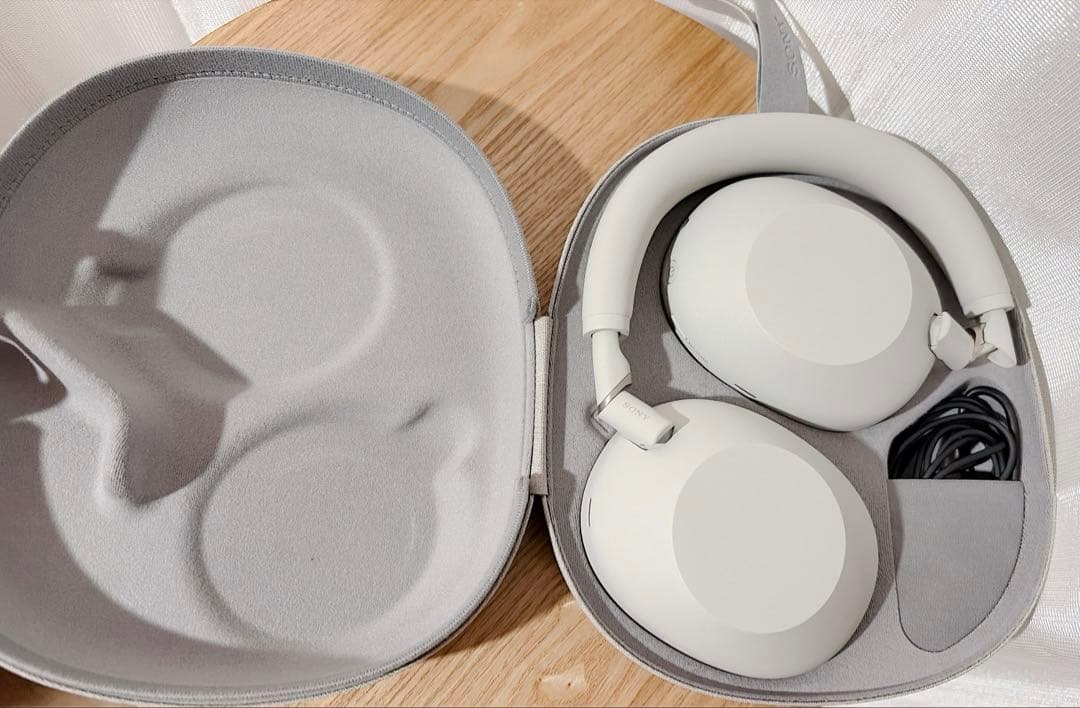 SONY ヘッドホン WH1000XM6 プラチナシルバー