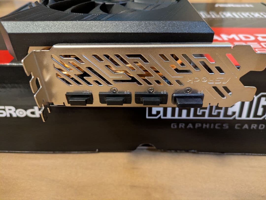 美品 ASRock Radeon RX 7800 XT 16GB