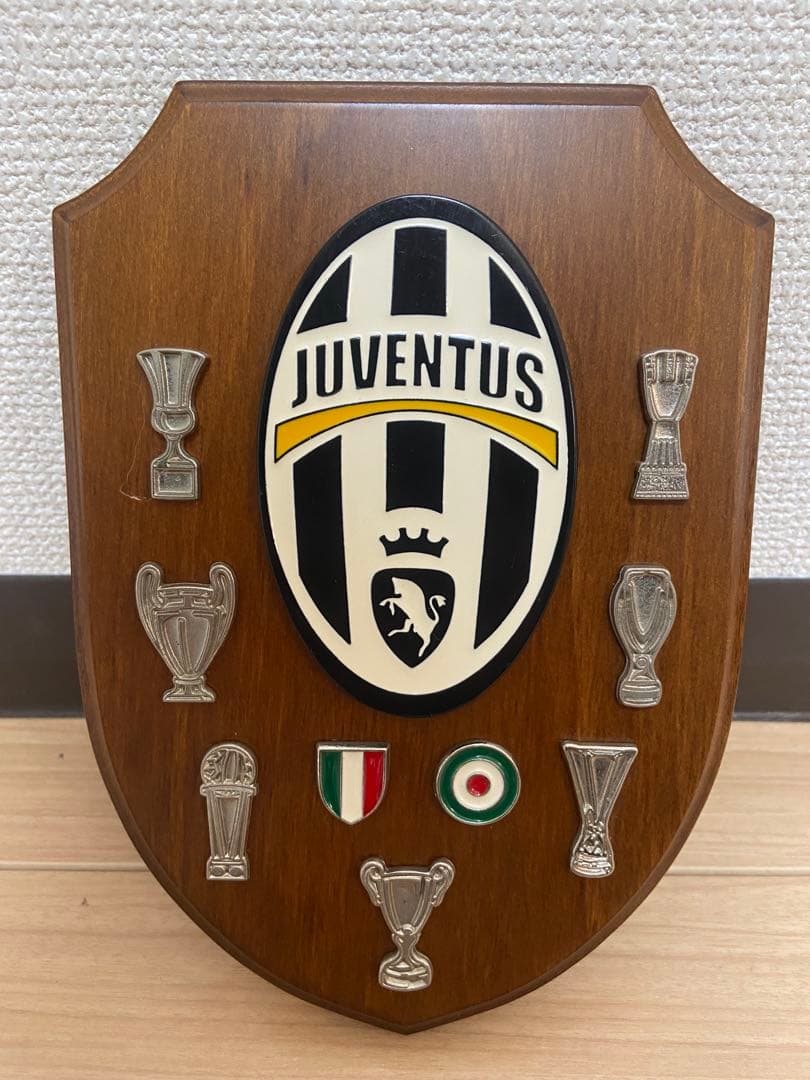 ユベントス　置物　エンブレム　盾　GIEMME juventus 記念品