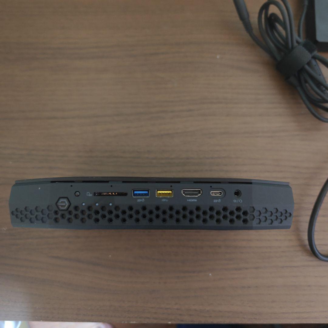 ミニPC　corei7 RADEON 32gbメモリ 1TBSSD