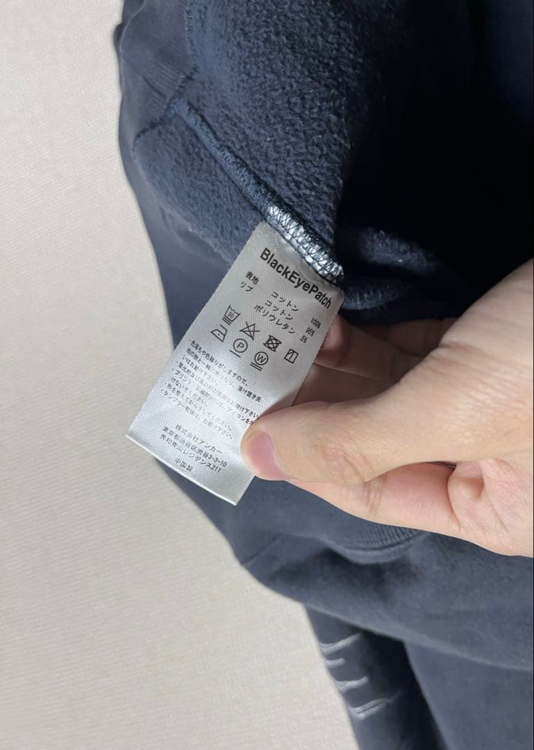 Black Eye Patch ブラックアイパッチ　B印　ドラゴン刺繍スウェット